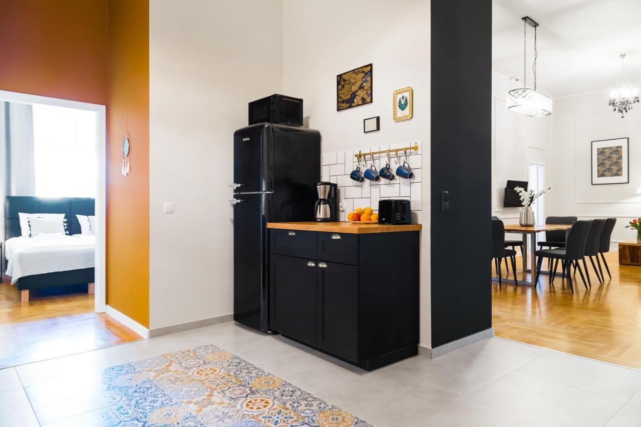 Glamorous Apartment In Heart Of Old Town Cracóvia Exterior foto