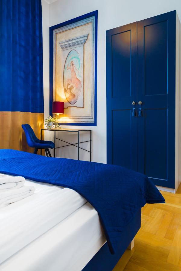 Glamorous Apartment In Heart Of Old Town Cracóvia Exterior foto