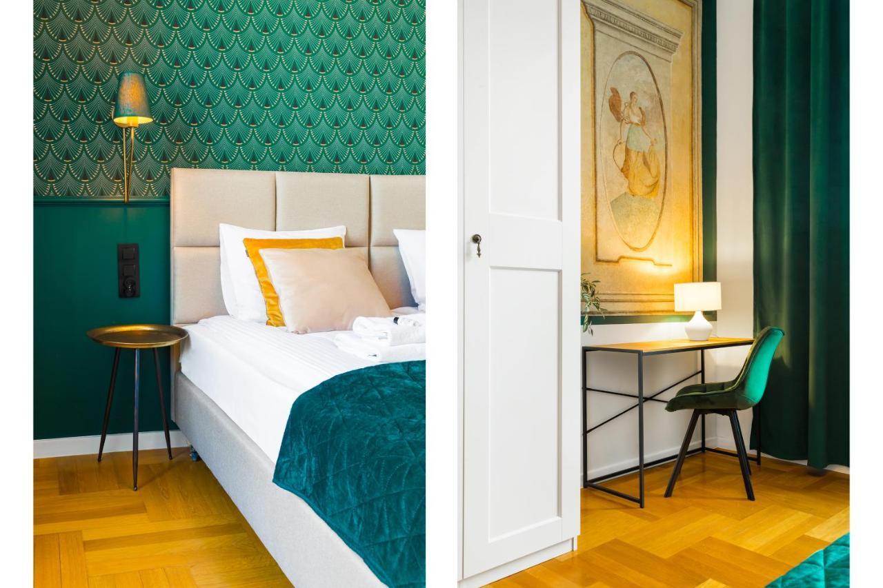 Glamorous Apartment In Heart Of Old Town Cracóvia Exterior foto